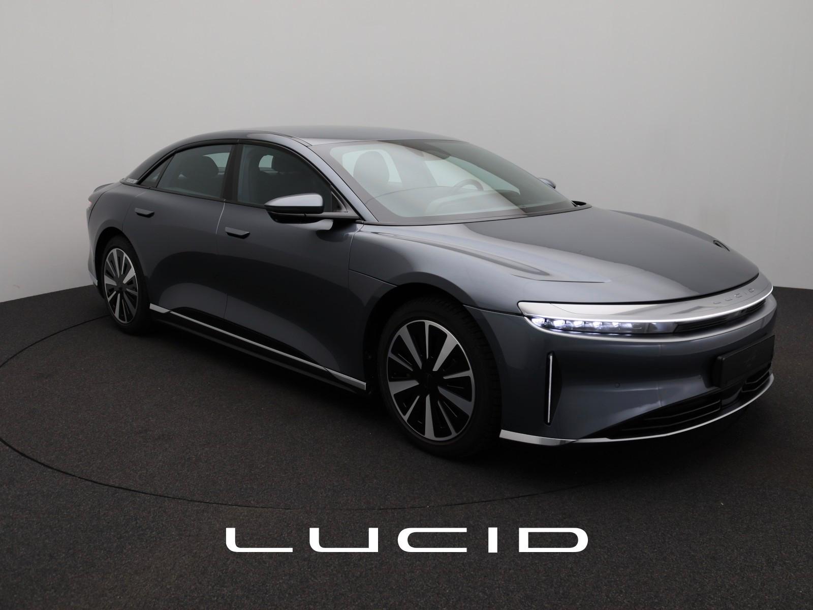 Lucid Air Pure AWD