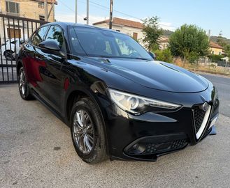 Alfa-Romeo Stelvio - 2
