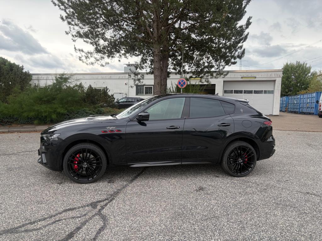 Maserati Levante 38 V8 Trofeo Facelift 2022