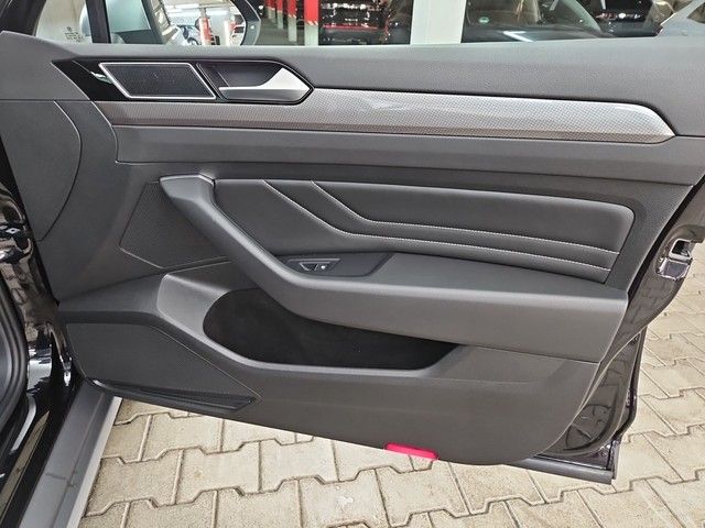 Volkswagen Passat Variant Alltrack REAR VIEW BUSINESS NAVI  foto 18