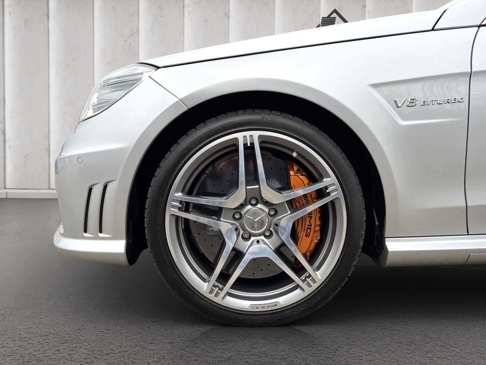 Fahrzeugabbildung Mercedes-Benz E 63 AMG*Perf*Harman*Keramik*Keyless*