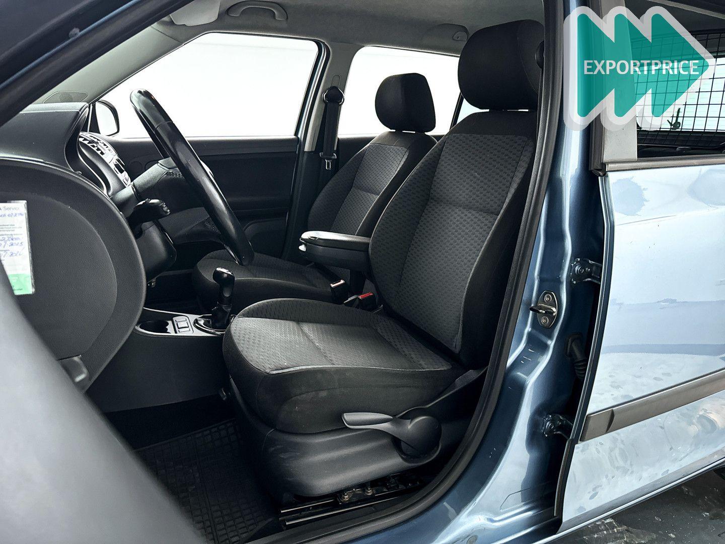 Skoda Fabia 2010 — photo 6