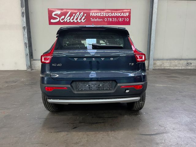 Volvo XC 40 XC40 Momentum Pro 2WD Leder Autom 12000km