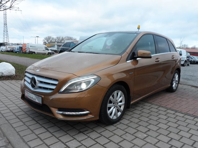 Mercedes-Benz B 200 Bi Xenon/Automatik/Kamera/TÜV & Service NE