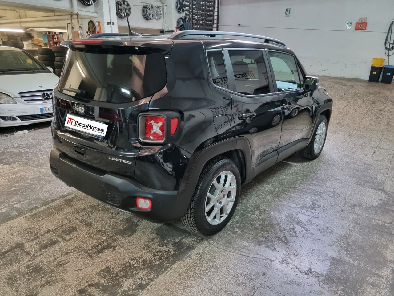Jeep Renegade 1.6 Mjt 130 CV Limited IVA ESPOSTA imagem 3