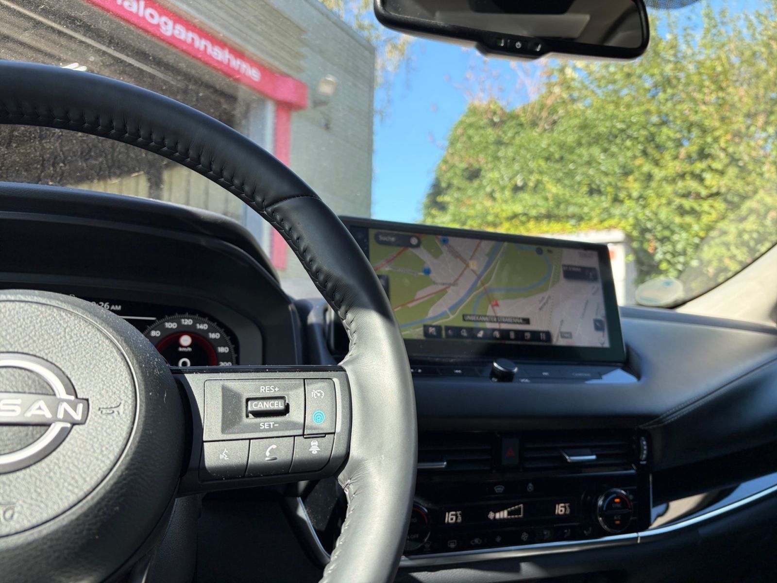 Fahrzeugabbildung Nissan Qashqai 1.5 VC-T Black Edition e-Power*360°Kamer