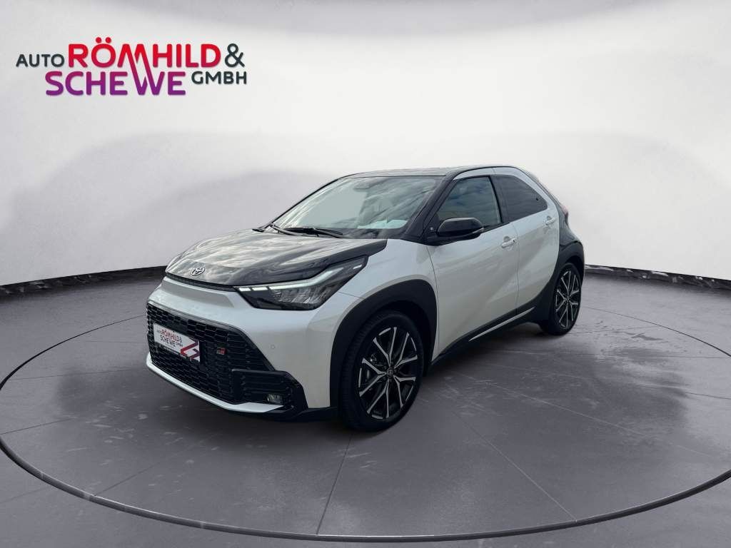 Gebrauchtwagen Toyota Aygo (X) Aygo X 1.5l Hybrid GR SPORT Sportpaket Navi Digi in Dieburg