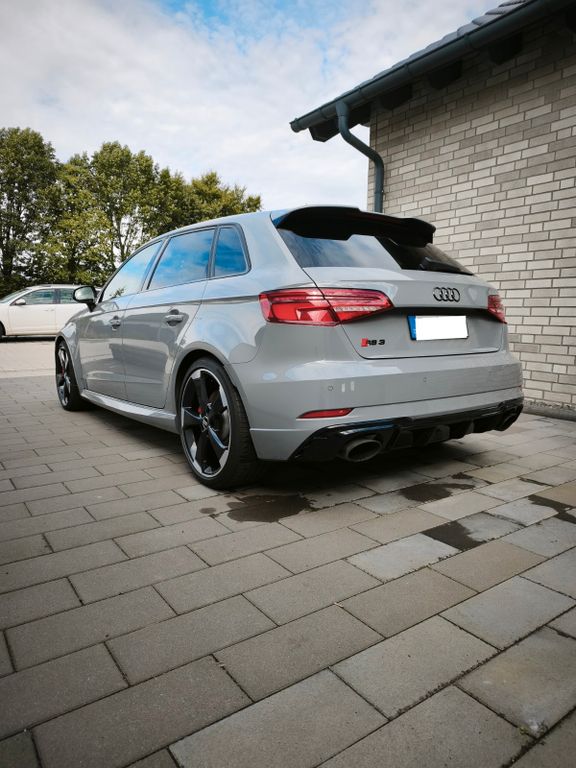 Image of Audi RS3