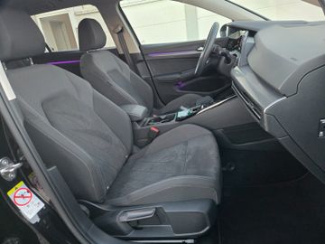 Volkswagen Golf - 10