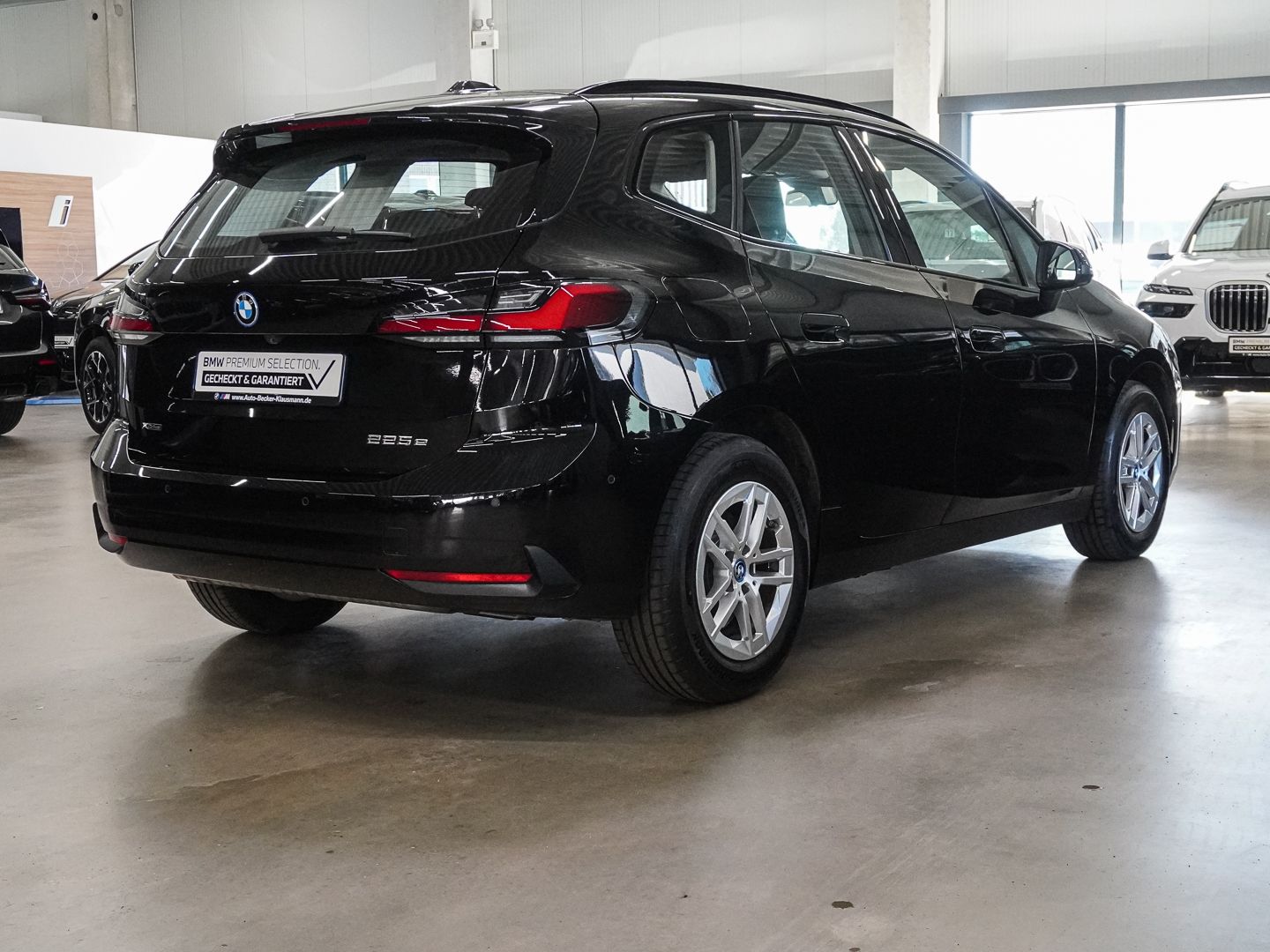 BMW 225 Active Tourer e xDrive LC PROF HuD ALARM ACC foto 2