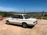 BMW 2002 - BMW 2002 Oldtimer mit Benzin-Antrieb