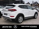 Hyundai TUCSON 2.0 CRDi DPF STYLE 4WD NAVI KAMERA LHZ - Hyundai: Allradantrieb