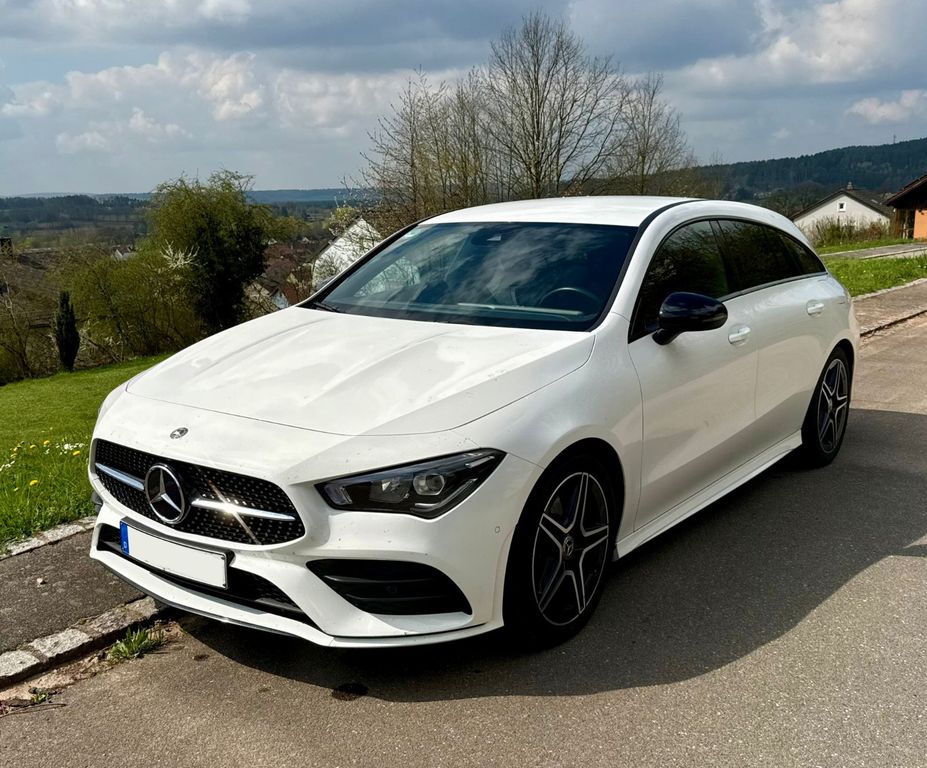 Image of Mercedes-Benz CLA 220 Shooting Brake