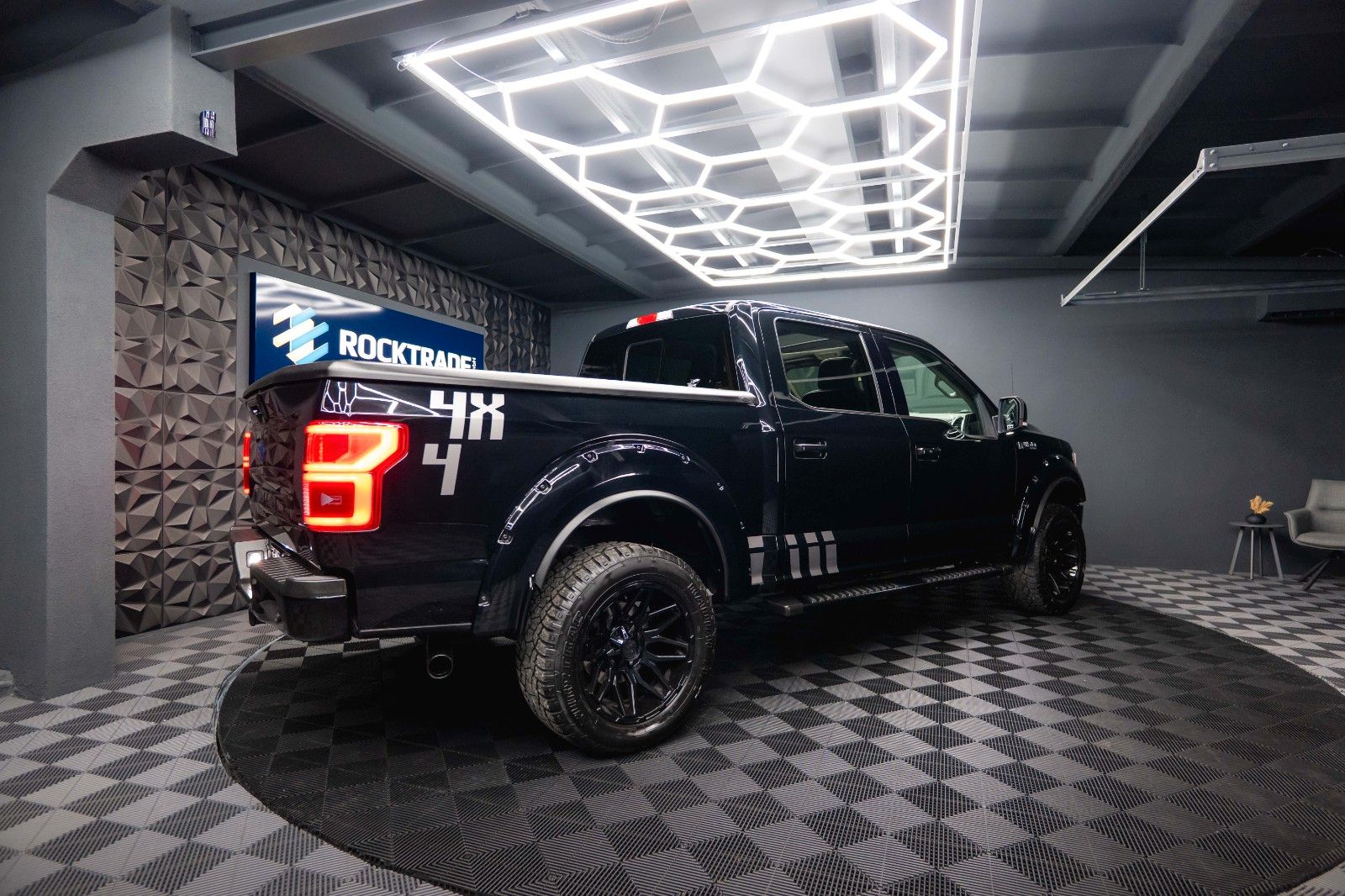 Fahrzeugabbildung Ford F150 3.5L V6 4x4 Offroad RAPTOR LARIAT LaChanti