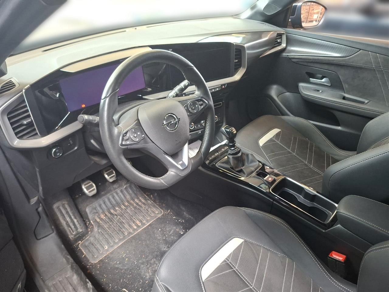 Fahrzeugabbildung Opel Mokka 1.2T ULTIMATE NAVI/LED/KAMERA/SPORT/SH/DAB