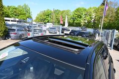 BMW 520 d Touring CAM360° Leder Pano Navi Standheizu