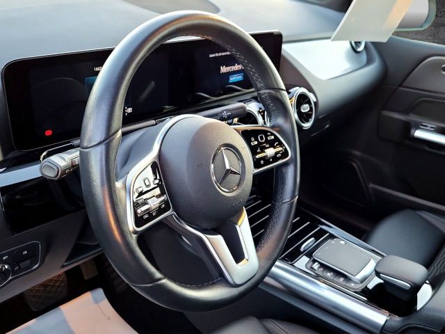 B 180 Progressive Aut. Navi SHZ B 180 (247.084)