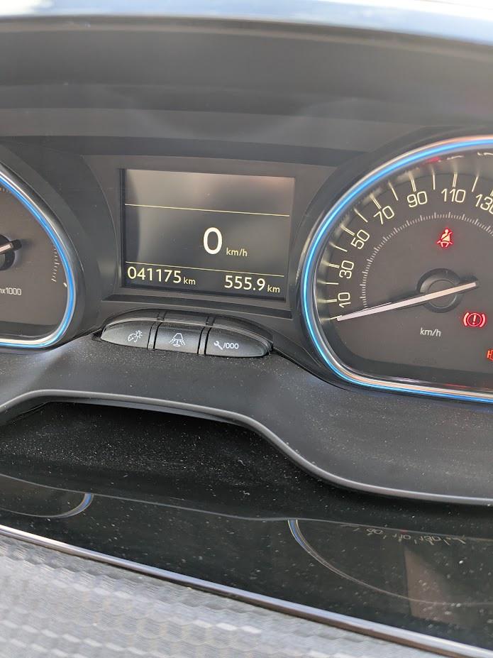 Peugeot 2008 Crossway Pure Tech, TÜV neu, Inspektion neu
