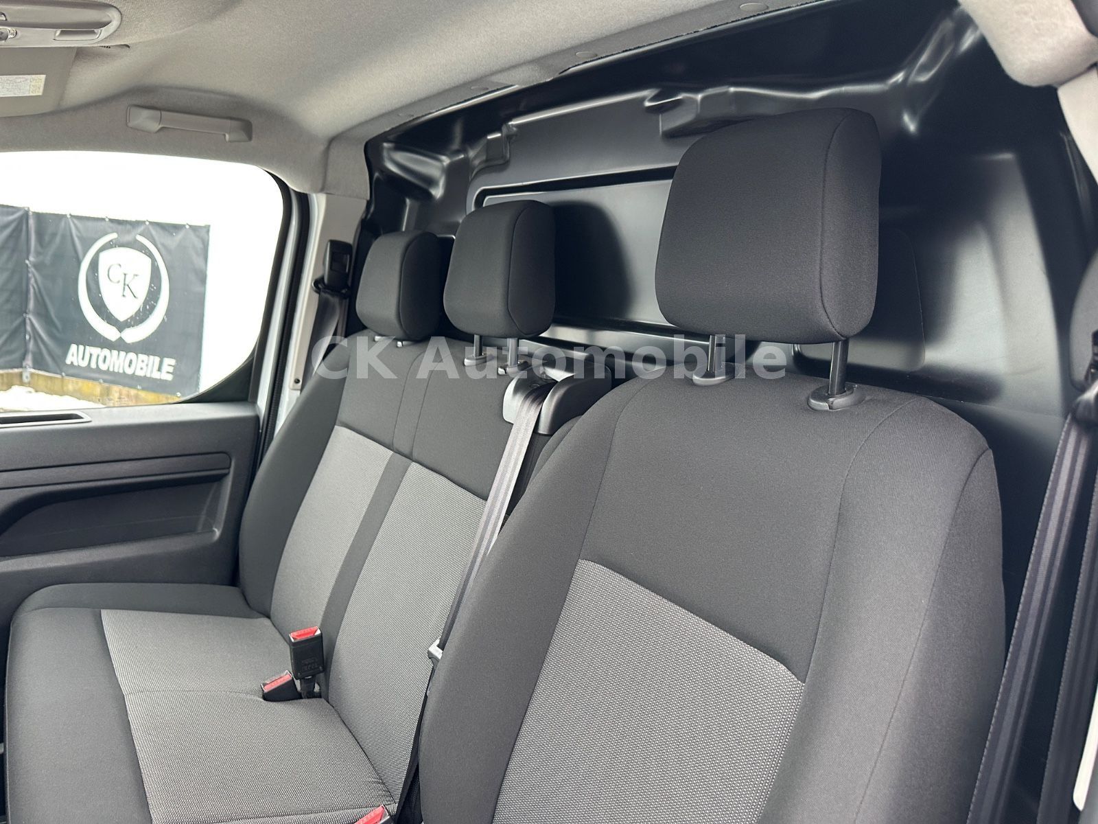 Fahrzeugabbildung Opel Vivaro Kasten 2.0 Diesel EditionL3/Klima/PDC/Kam