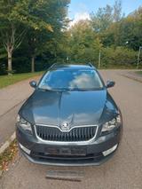 Skoda Octavia 2.0 TDI DSG, Xenon, Style Combi Editi
