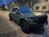 Ford Raptor - Ford Raptor mit Benzin-Antrieb