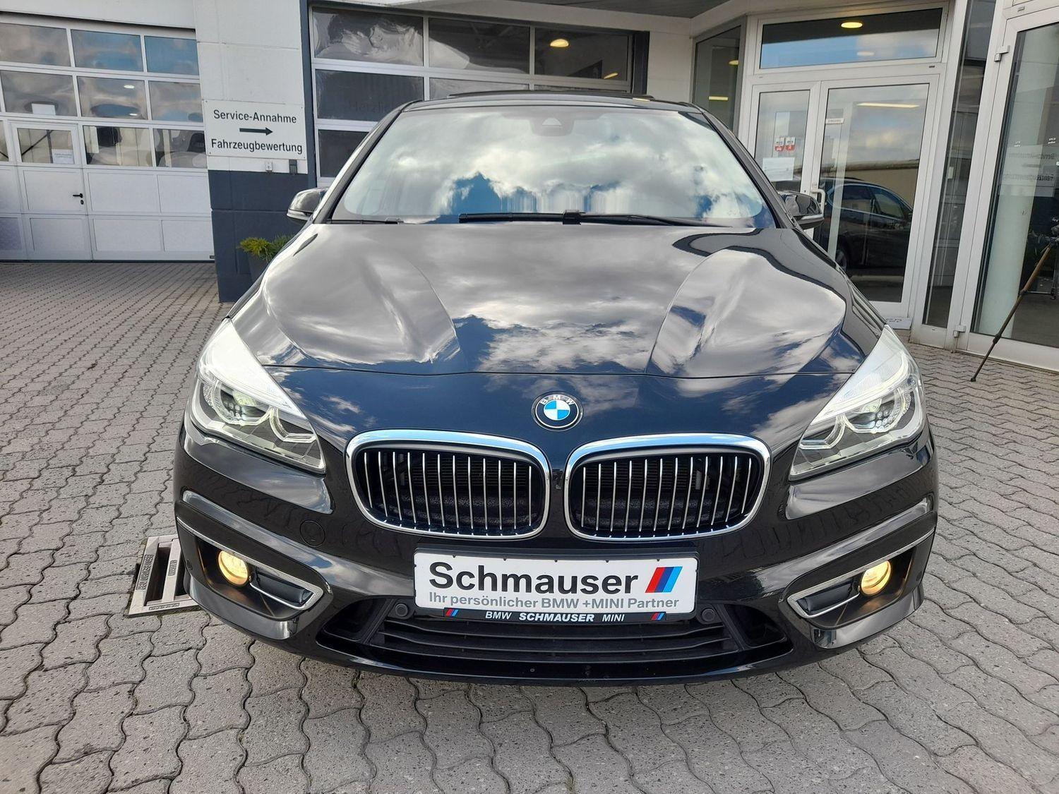 BMW 225i Active Tourer  xDrive Luxury Line,LED,PANO,