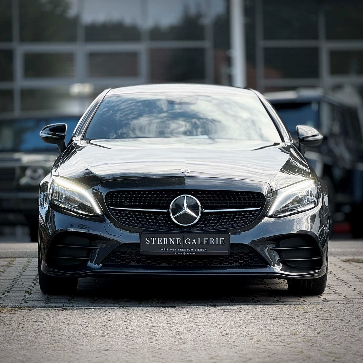 Mercedes-Benz C 300 AMG-LINE/RÜCKFAHRK/LED/KEYLESS/AMBIENT/ imagem 3