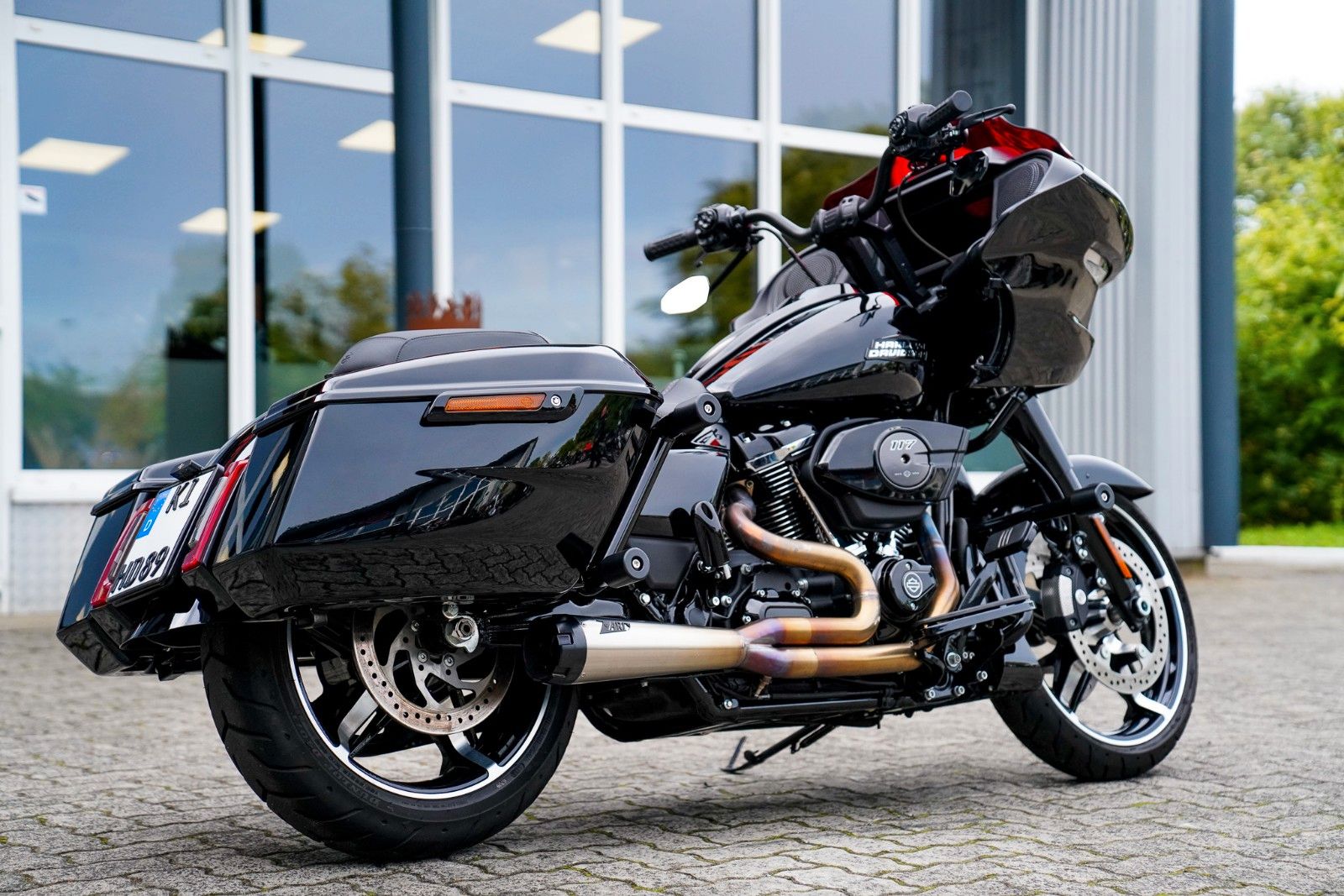 Fahrzeugabbildung Harley-Davidson Road Glide FLTRX 117 Cui - Zard Rick´s Lenker -