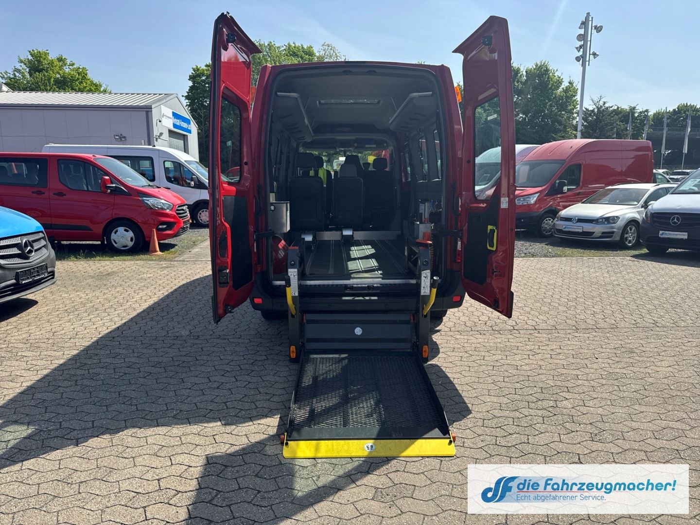 Fahrzeugabbildung Opel Movano 8093