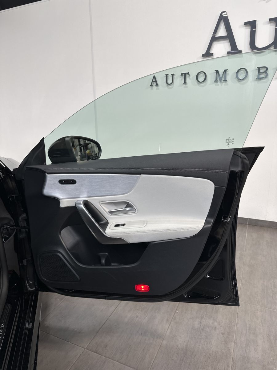 Fahrzeugabbildung Mercedes-Benz CLA 200d Shooting Brake AMG-Line NAV+LED+KAM+ACC