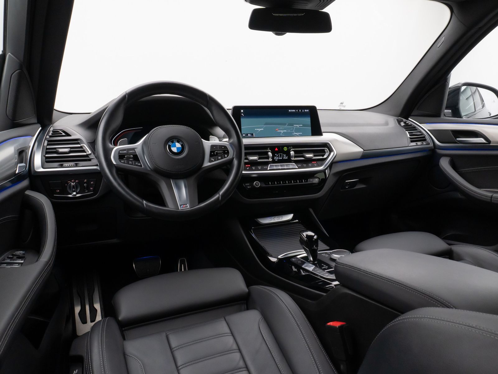 Fahrzeugabbildung BMW X3 xD30i M Sport Kamera DAB HiFi AdaptLED 19Zoll