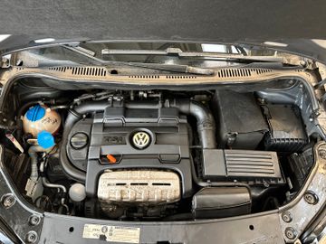 Volkswagen Touran Highline *AHK*Xenon*DAB*Klima*Navi*Kamera