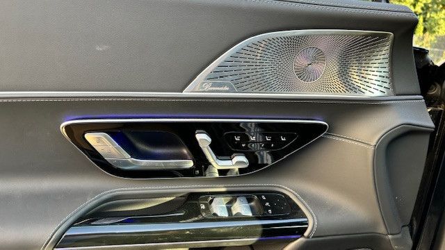 Fahrzeugabbildung Mercedes-Benz SL 63 AMG Roadster 4 Matic +