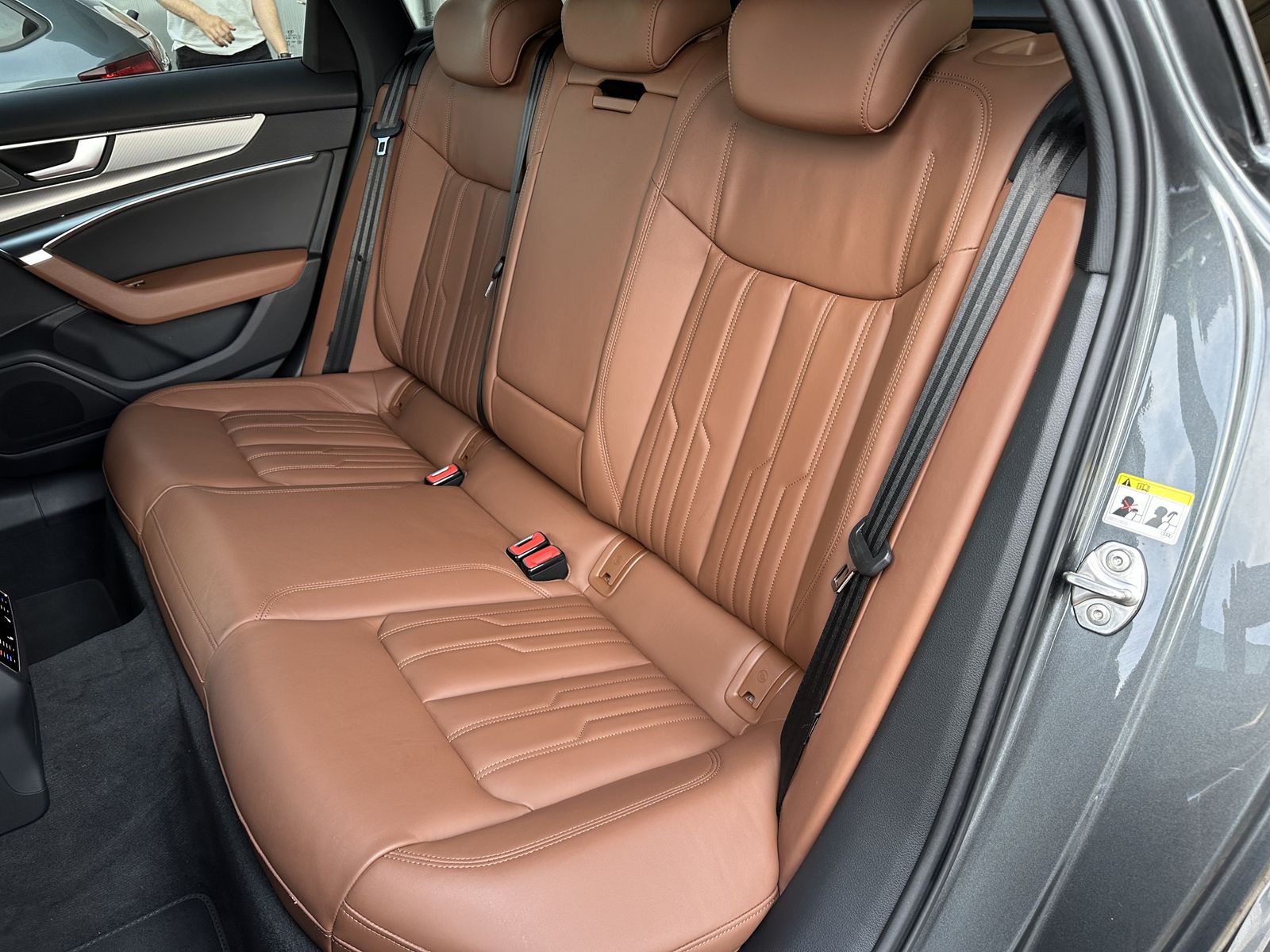 Fahrzeugabbildung Audi A6 Avant 50 TDI Qu S-Line NAV+LED+AHK+21ZOLL+KAM