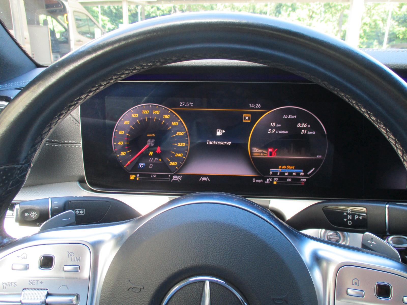 Mercedes-Benz E 220 d Coupe 4Matic / AMG Linie