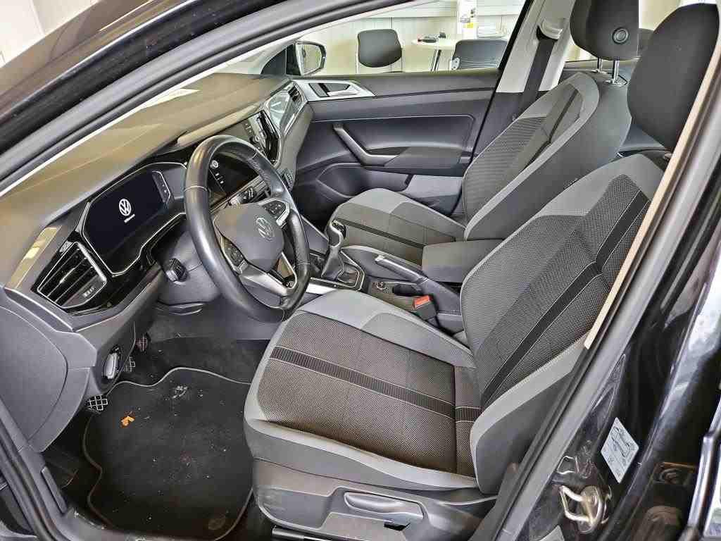 Volkswagen Polo 1.0 TSI STYLE PANO SITZHZG PDC LED