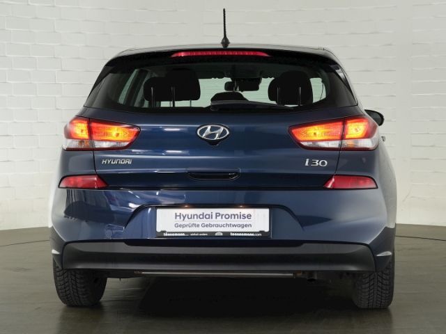 i30 SELECT+LED TAGFAHRLICHT+KLIMAANLAGE+ALARMANL