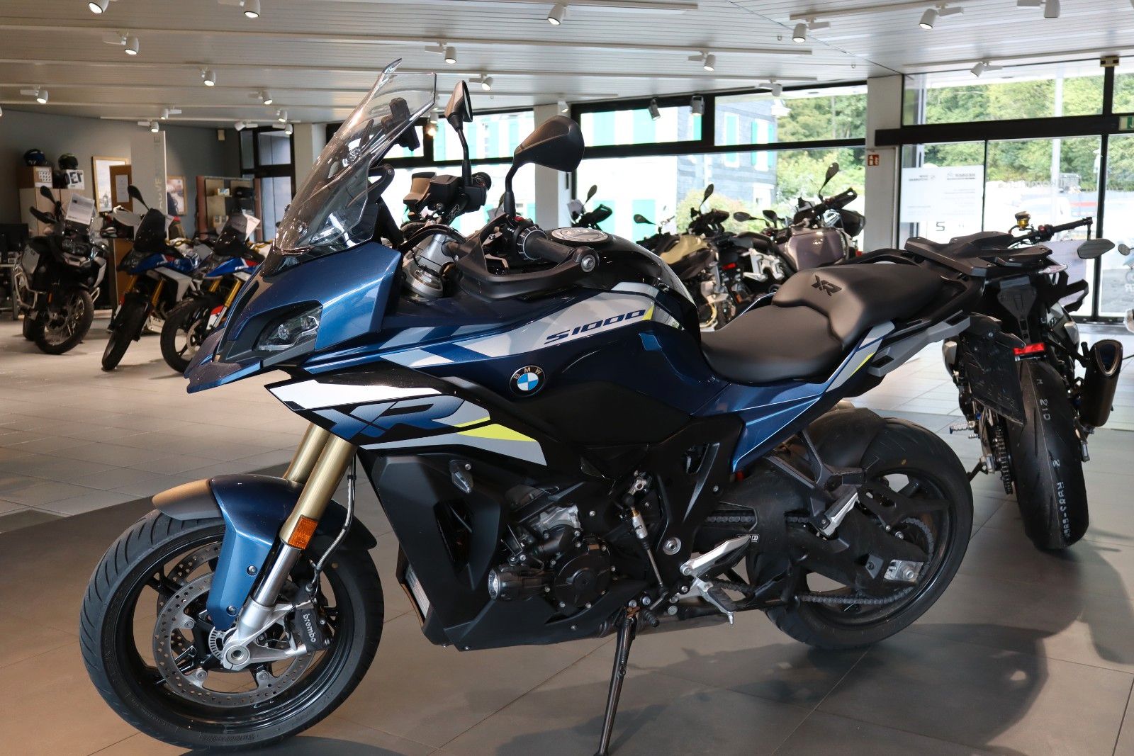 Fahrzeugabbildung BMW S 1000 XR Style Sport