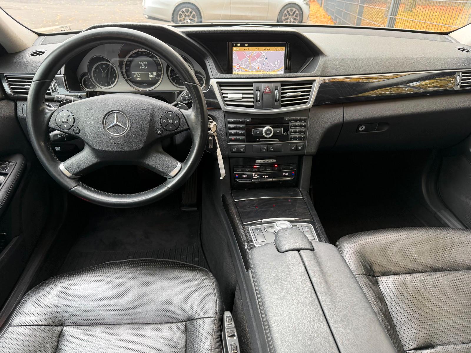 Mercedes-Benz E 350 T-Modell CDI Leder AHK Kamera