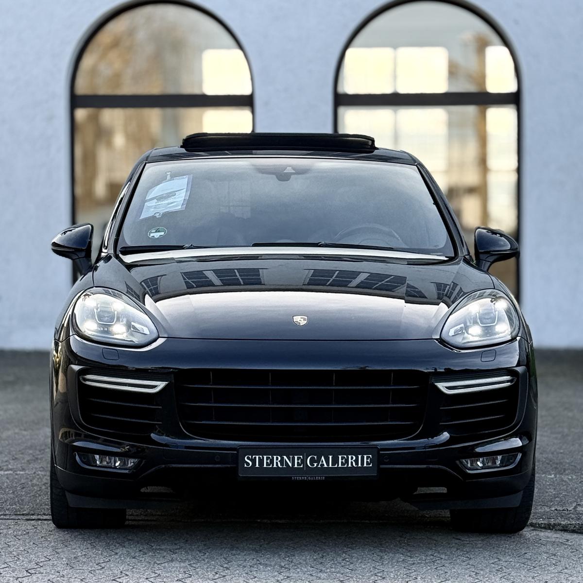 Porsche Cayenne Turbo SPORTCHRONO/MEMORY/SOFTCLOSE/ENTRY