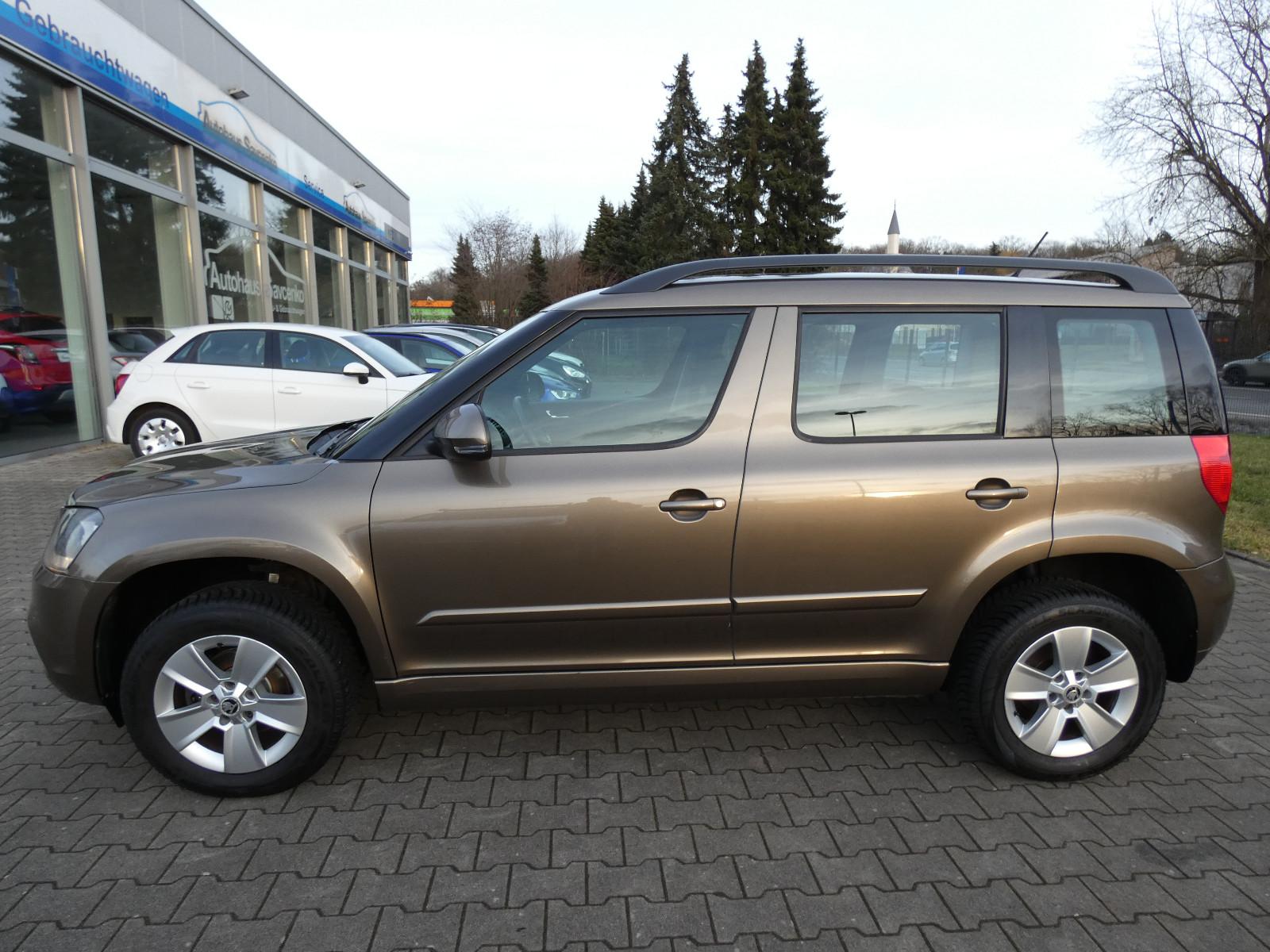 Skoda Yeti Ambition*2 HAND*PDC*SHZ*KLIMA*ALU*TEMPOMAT*
