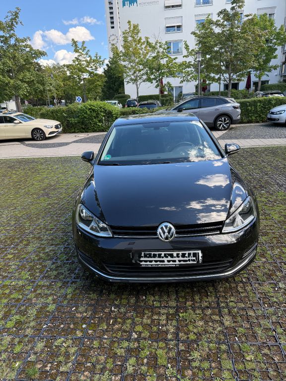 Image of Volkswagen Golf