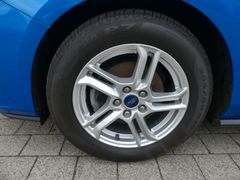 FORD Focus Lim. Cool & Connect*Kamera*ACC
