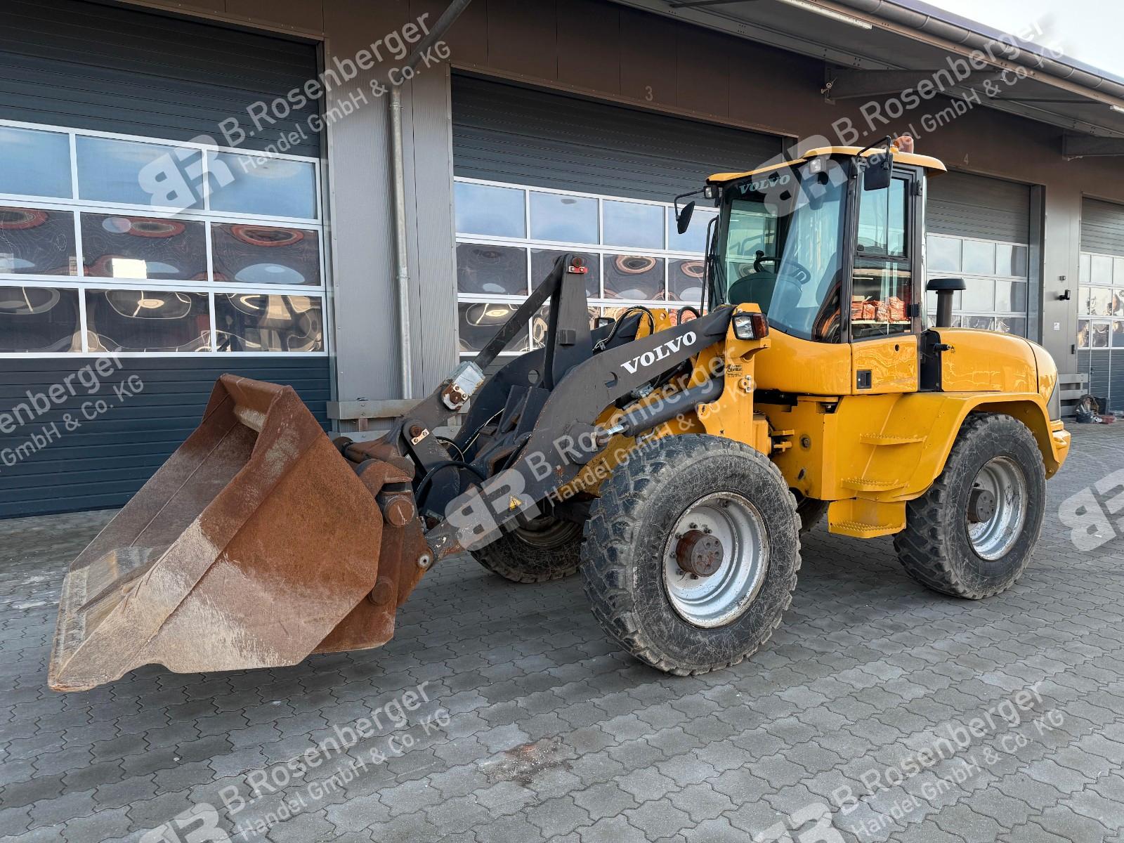Volvo L40B Radlader / Bj 2011 / nur 3618h