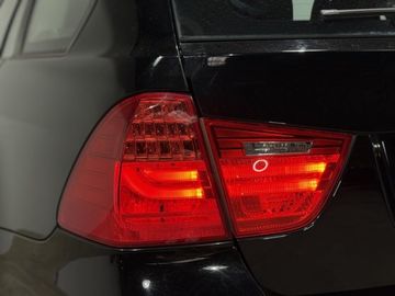 BMW 318 - 12