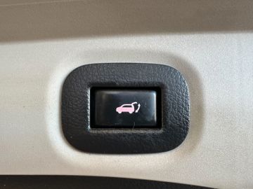 MYAUTOCENTER – Gebraucht- und Jahreswagen mit Werkstattservice in Pfaffenhofen Nissan X-Trail Tekna 4x4 *TÜV NEU*AHK*LED*Pano*