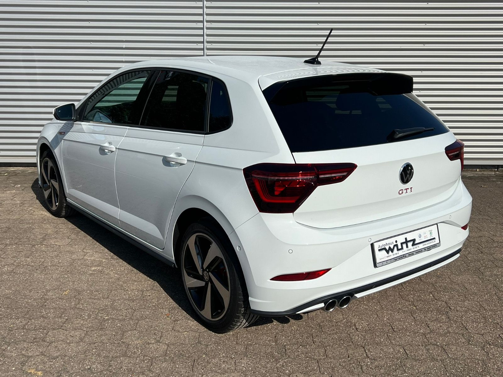 Fahrzeugabbildung Volkswagen Polo GTI 2.0 TSI DSG Matrix ACC