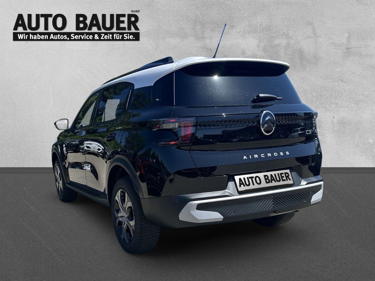Fahrzeugabbildung Citroën C3 Aircross Turbo 100 PLUS - mit KI generiert/bearbeitet