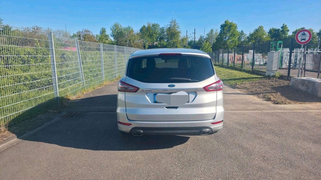Image of Ford S-Max