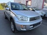 Toyota RAV 4 1.8 4x2|Klima|AHK|Tüv 06.2028 - gebrauchte Toyota RAV 4 aus dem Jahr 2002